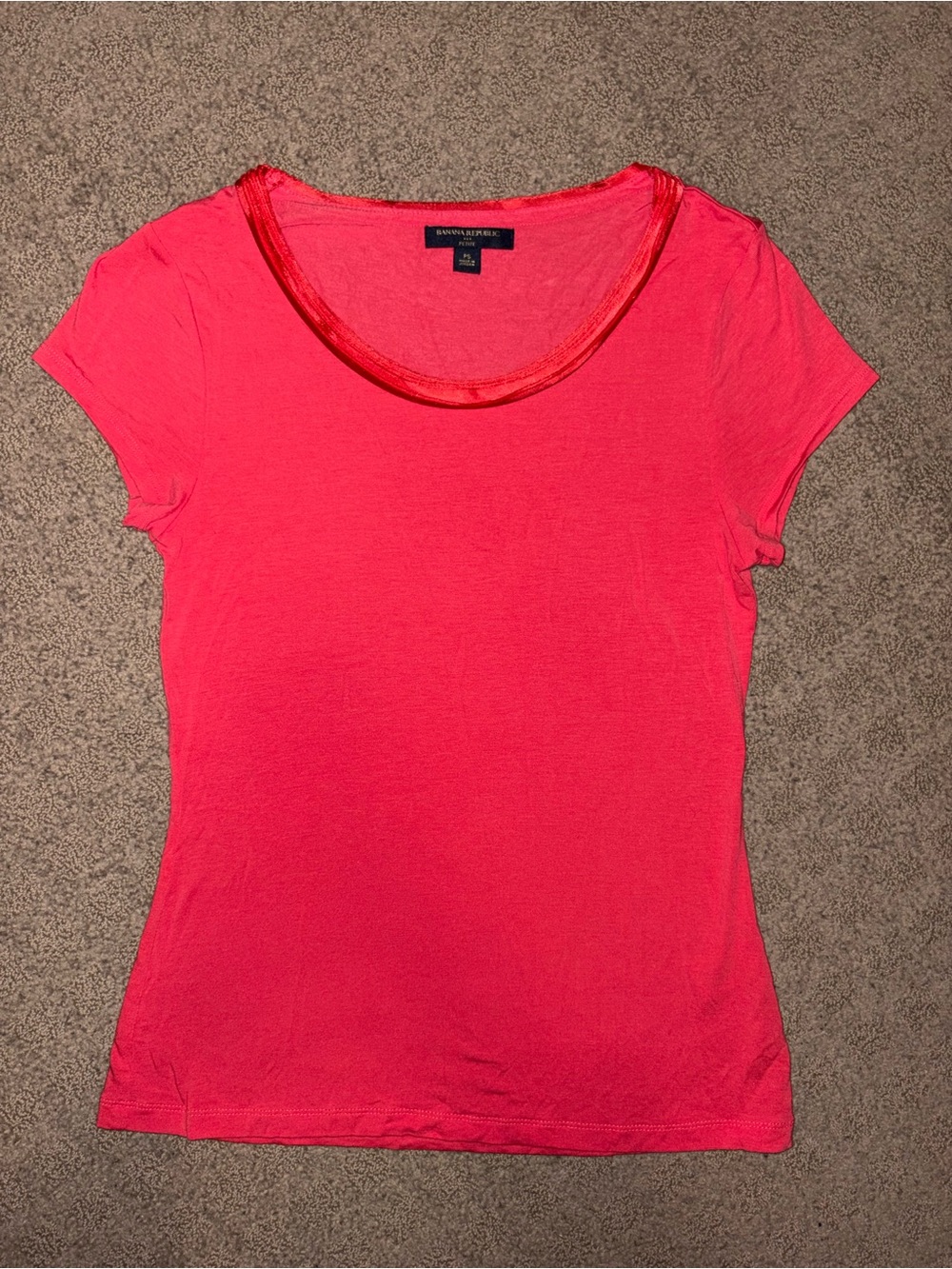 Banana Republic Hot Pink Scoop Neck Short Sleeve Tee, Women’s Size PS